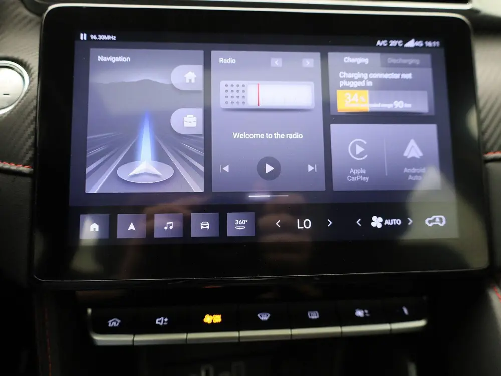 MG ZS Standard Range Luxury 50 kWh uit 2022, foto 16