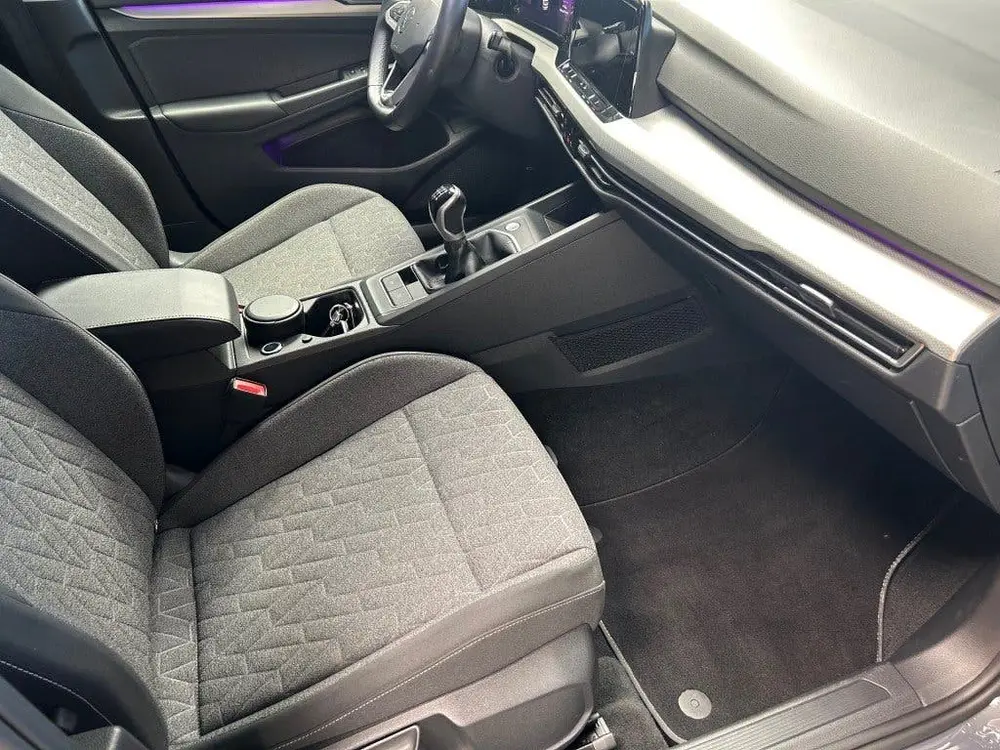 Volkswagen Golf 1.5 TSI Move / Navi / PDC / All-Season / 150 uit 2023, foto 10