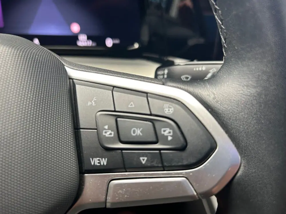Volkswagen Golf 1.5 TSI Move / Navi / PDC / All-Season / 150 uit 2023, foto 16