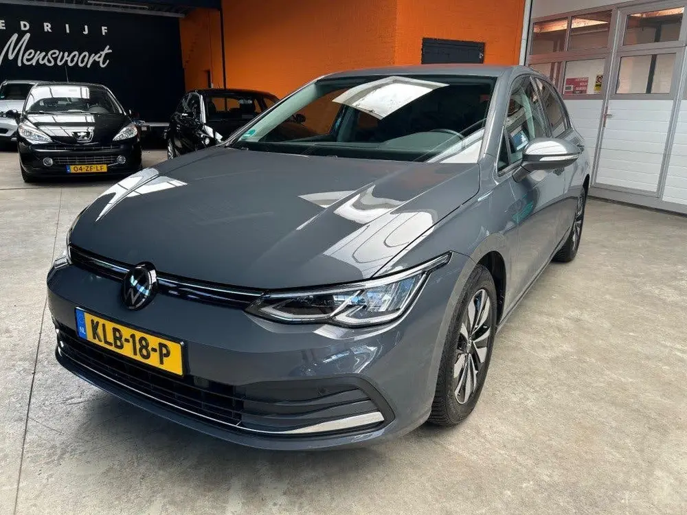 Volkswagen Golf 1.5 TSI Move / Navi / PDC / All-Season / 150 uit 2023, foto 2
