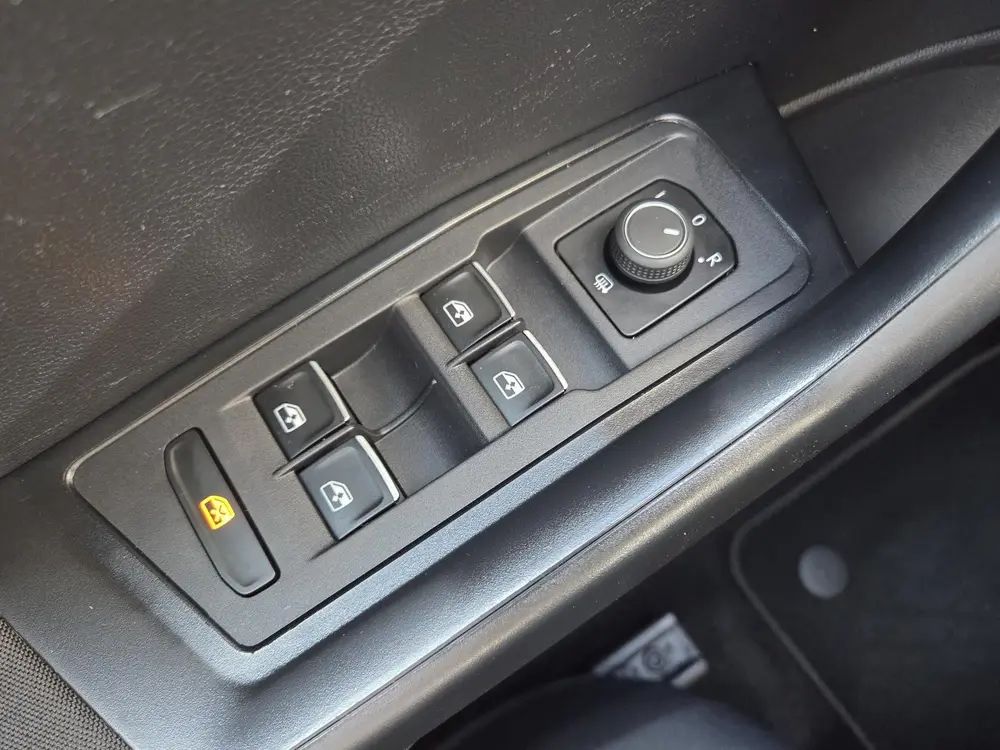 Volkswagen T-Roc 1.5 TSI Sport / Stoelverwarming / Achteruit uit 2020, foto 17