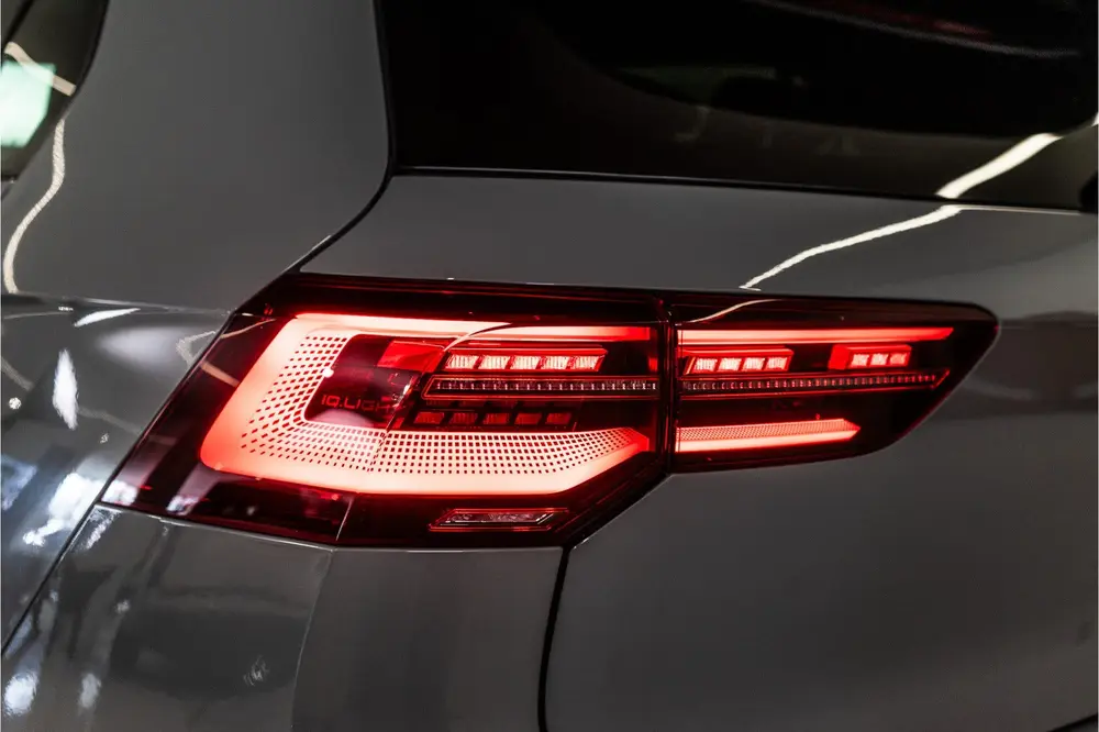 Volkswagen Golf 2.0 TSI GTI Clubsport 301 PK | IQ | Pano | S uit 2021, foto 18
