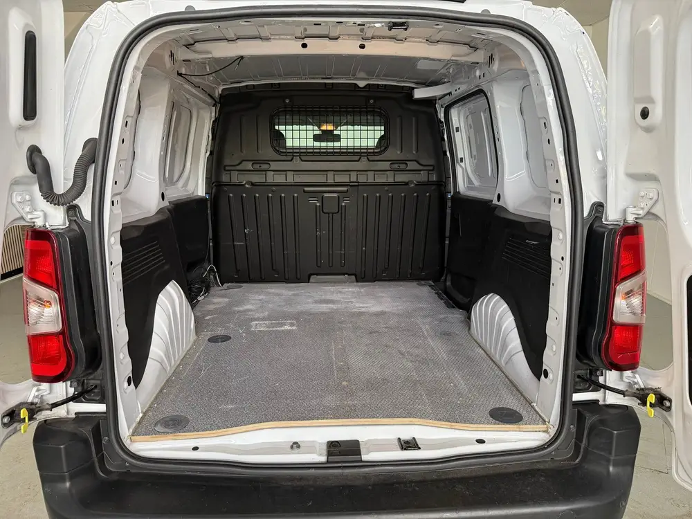 Peugeot Partner 1.5 BlueHDi 100 S&S L1 Airco uit 2023, foto 11