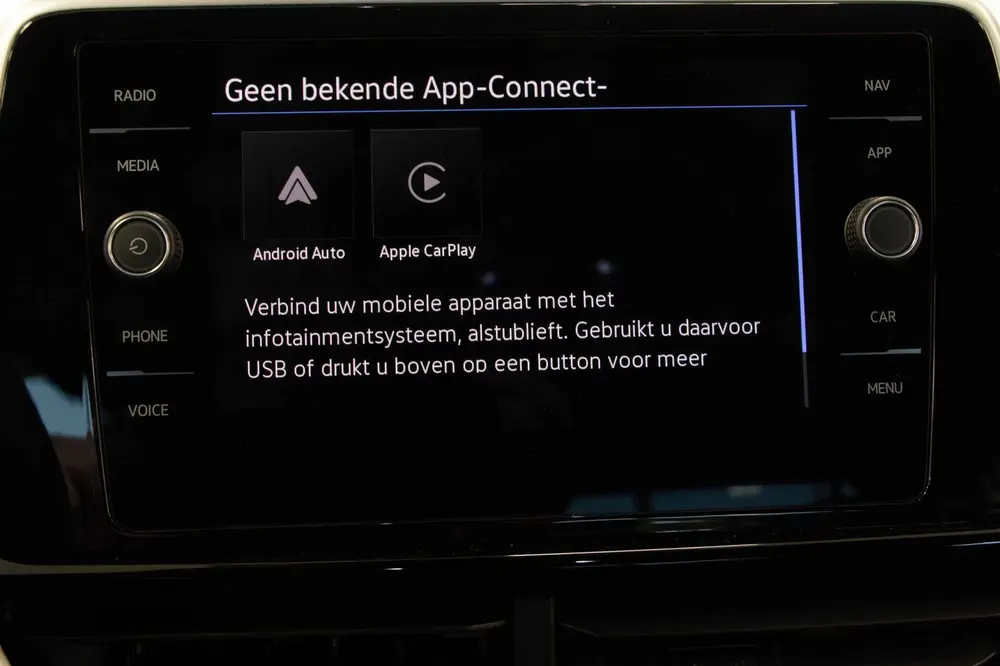 Volkswagen T-Roc 1.5TSi R-Line Edition|CArplay|AdapCruiseCon uit 2024, foto 18