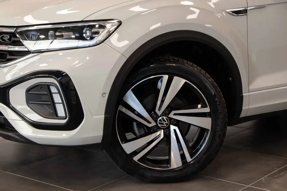 Volkswagen T-Roc 1.5TSi R-Line Edition|CArplay|AdapCruiseCon uit 2024, foto 2