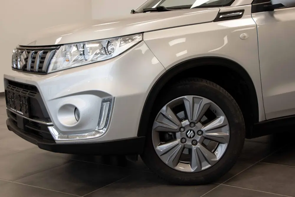 Suzuki Vitara 1.0 Boosterjet | Camera | Navi | DAB | Automaa uit 2019, foto 2