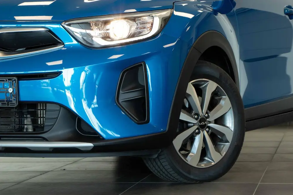 Kia Stonic 1.0 T-GDi MHEV DynamicLine uit 2023, foto 2