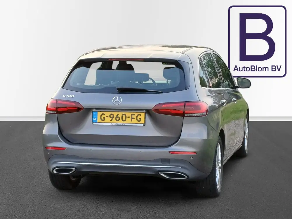 Mercedes-Benz B-Klasse 180 Edition Premium Plus uit 2019, foto 6