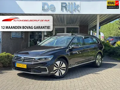 Volkswagen Passat Variant 1.4 TSI PHEV GTE Business | Pano uit 2021