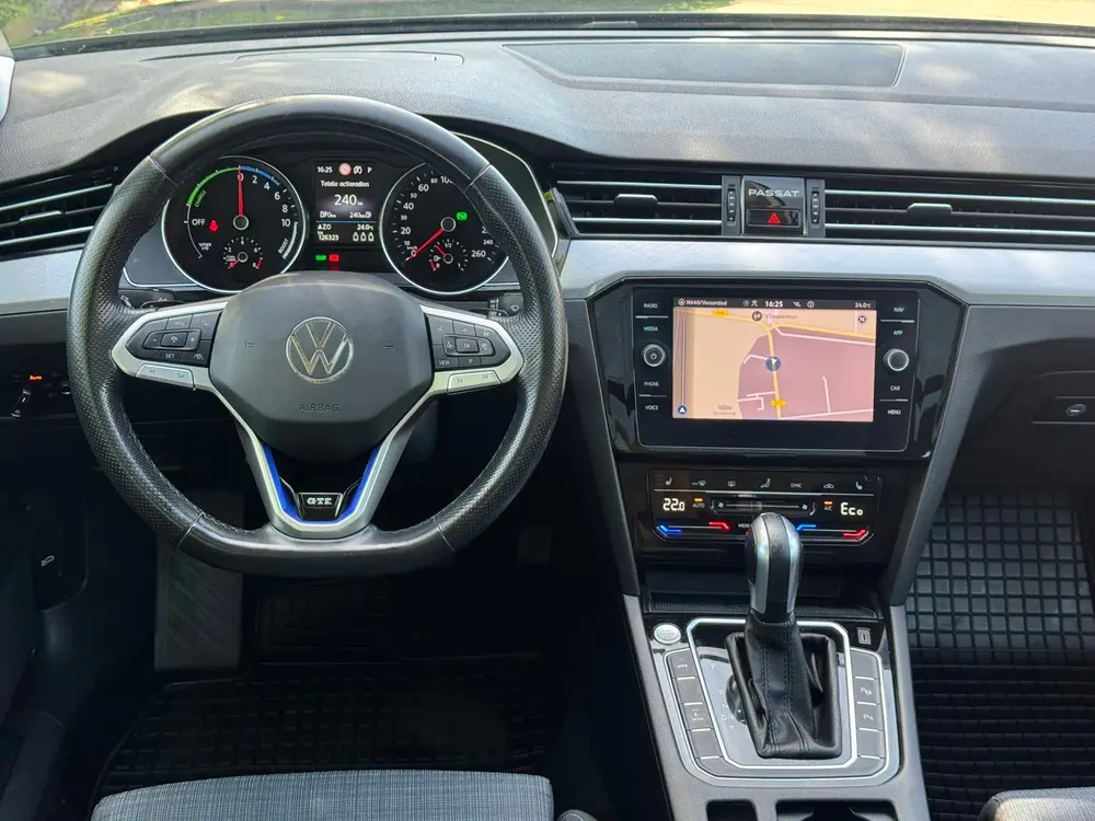 Volkswagen Passat Variant 1.4 TSI PHEV GTE Business | Pano uit 2021, foto 17