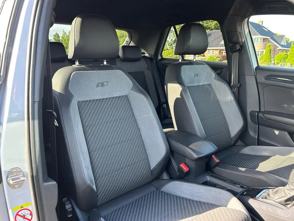 Volkswagen T-Roc 1.5 TSI Sport | R-Line | LED | Adaptieve Cr uit 2019, foto 15