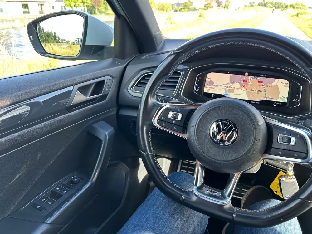 Volkswagen T-Roc 1.5 TSI Sport | R-Line | LED | Adaptieve Cr uit 2019, foto 6