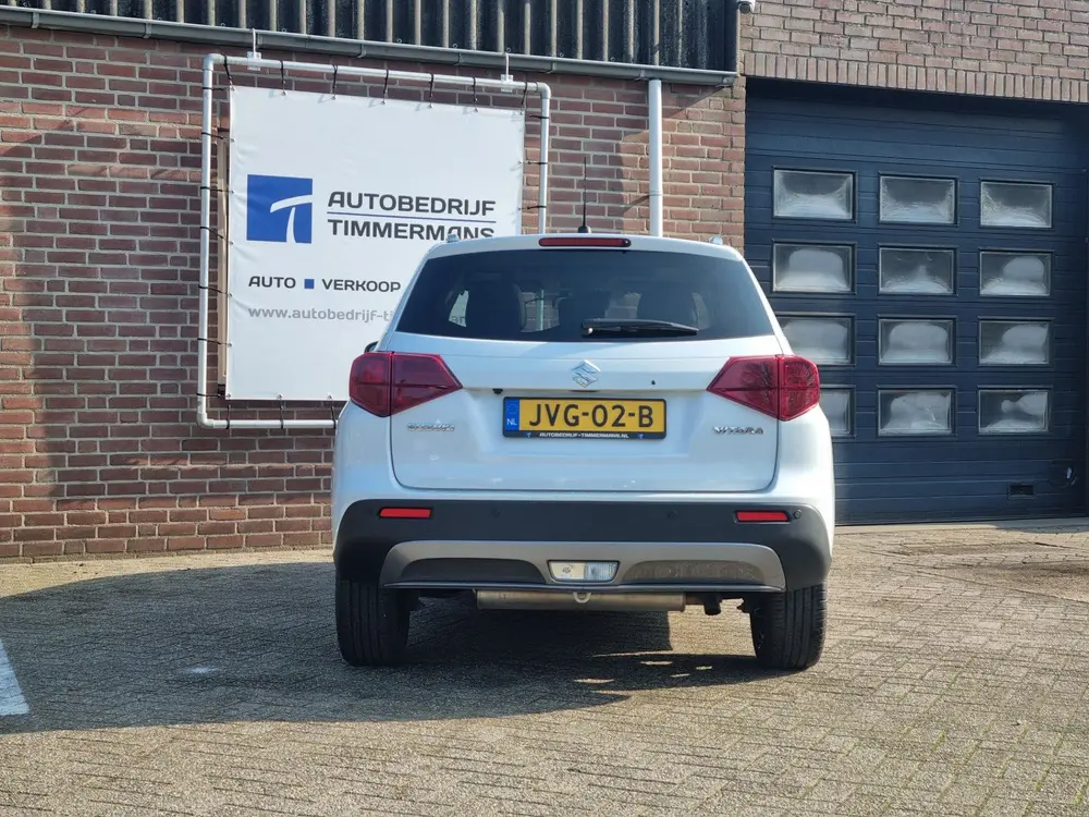 Suzuki Vitara 1.4 Boosterjet Stijl Automaat Panoramadak uit 2019, foto 5