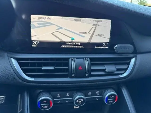 Alfa Romeo Giulia Veloce 2.0T 280PK AWD Q4 Acruise/Navi/Xeno uit 2019, foto 15