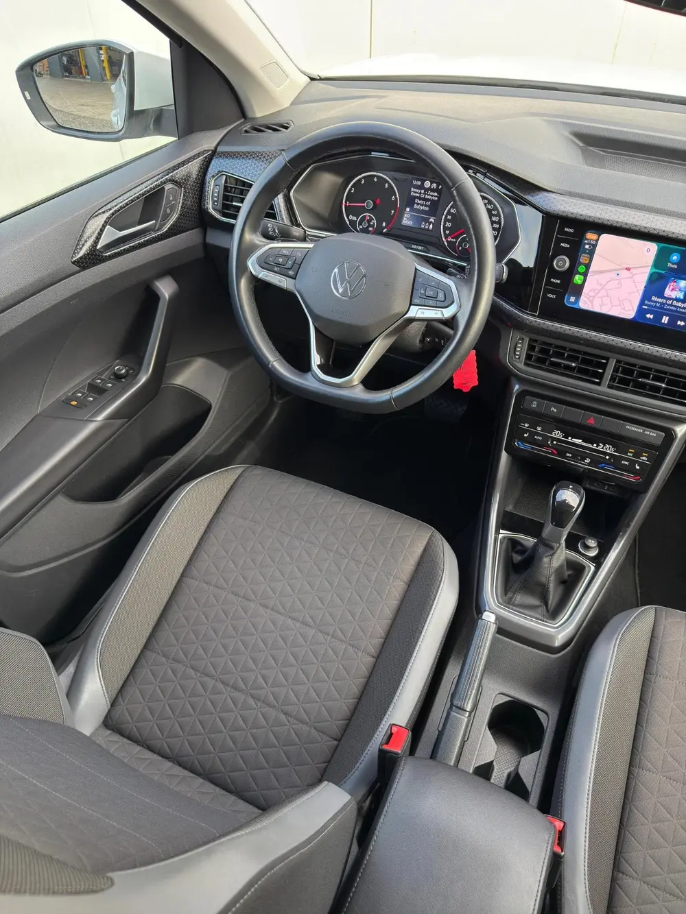 Volkswagen T-Cross 1.0 TSI Style Carplay ! AUTOMAAT! LUXE uit 2022, foto 7