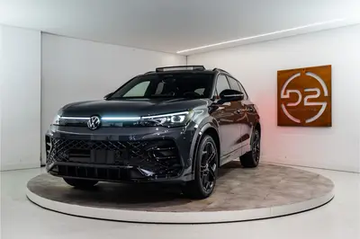 Volkswagen Tiguan 1.5 eHybrid 2x R-Line 2025 PER DIRECT BESC uit 2025