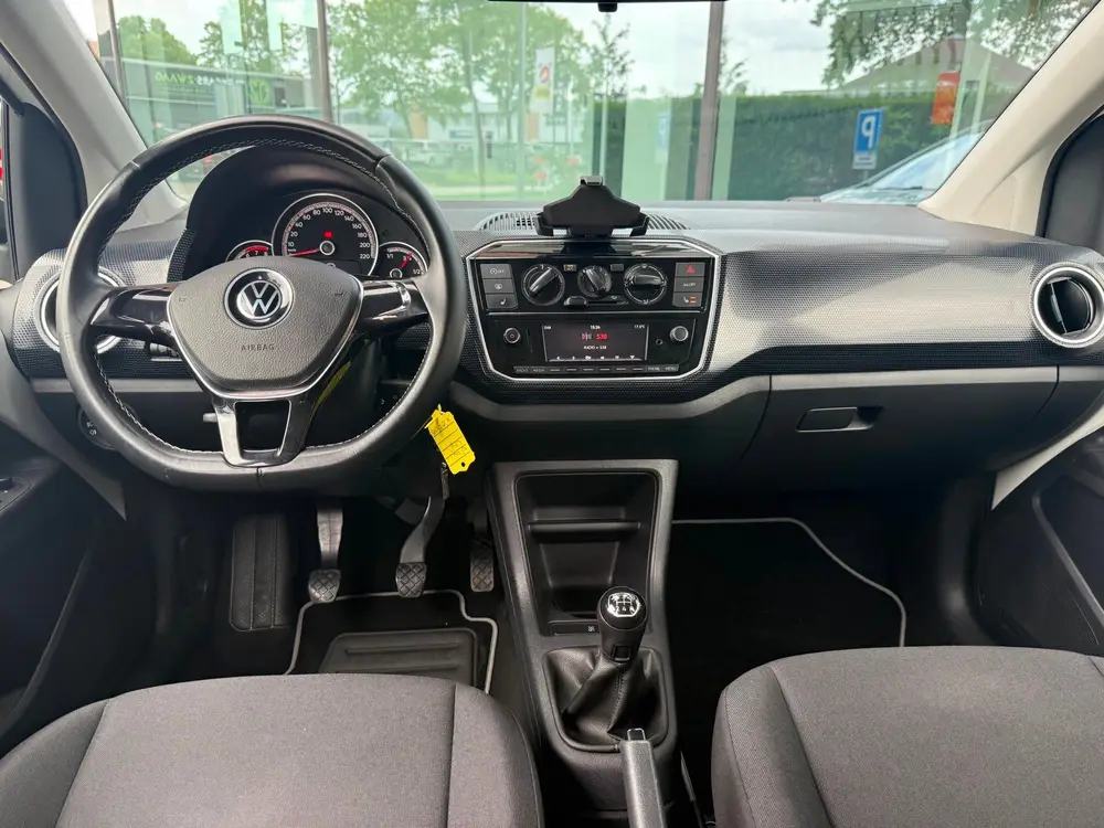 Volkswagen Up! 1.0 R-Line - Winterpakket - Navi - Airco - Bl uit 2020, foto 2