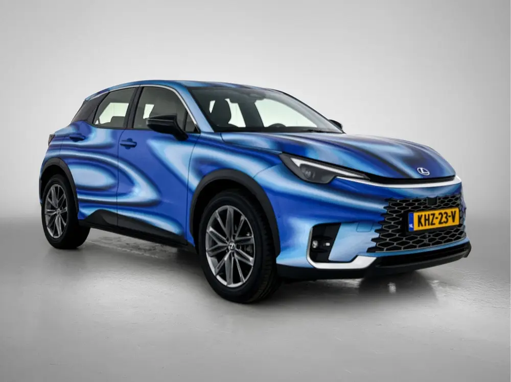 Lexus LBX Elegant 2WD uit 2024, foto 13