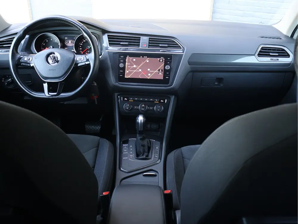 Volkswagen Tiguan 1.5 TSI Highline DSG | LED | ACC | Navi | uit 2020, foto 3