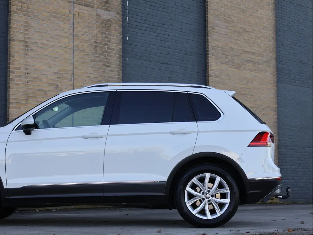 Volkswagen Tiguan 1.5 TSI Highline DSG | LED | ACC | Navi | uit 2020, foto 8
