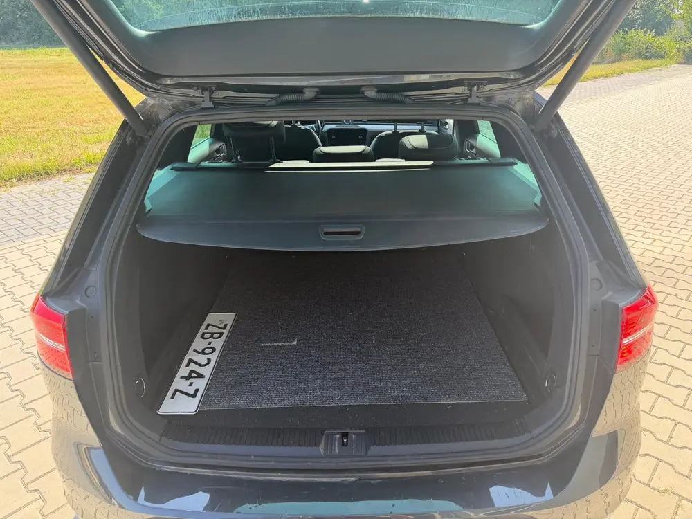 Volkswagen Passat Variant Passat 1.5 TSI 150pk ACT 7-DSG 2x R-LINE uit 2019, foto 11