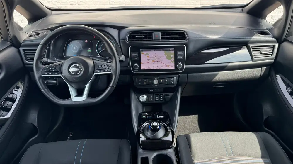 Nissan Leaf N-Connecta 39 kWh SOH 98 360 Camera Clima uit 2024, foto 2