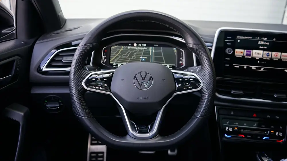 Volkswagen T-Roc R-Line 1.5 TSI BLACK STYLE-AUTOMAAT-ACC-CAM uit 2022, foto 18