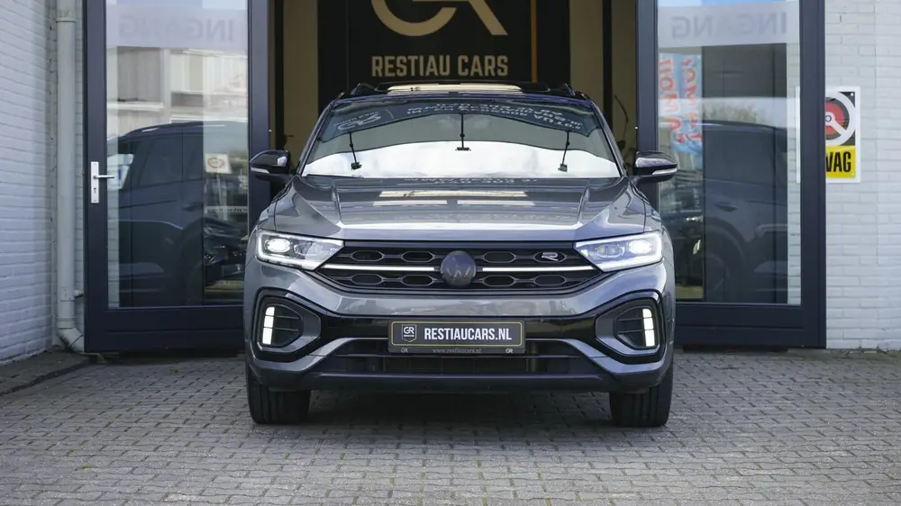 Volkswagen T-Roc R-Line 1.5 TSI BLACK STYLE-AUTOMAAT-ACC-CAM uit 2022, foto 4