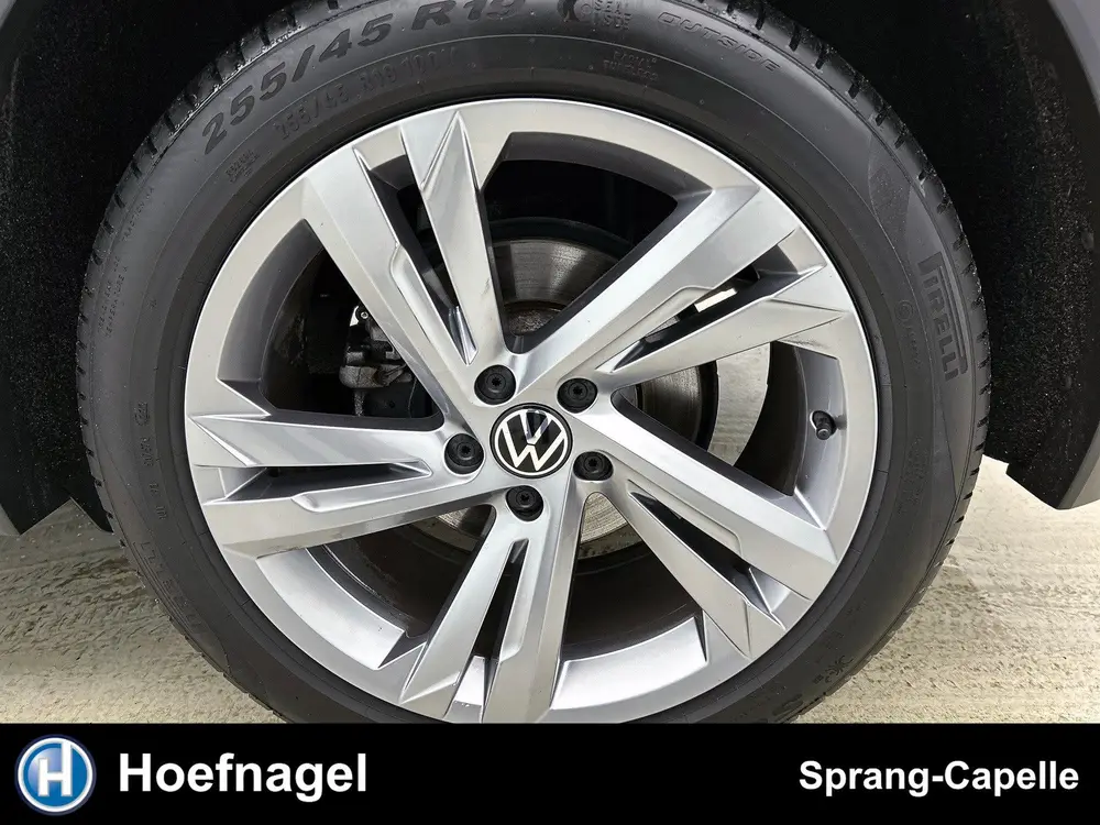 Volkswagen Tiguan 1.5 TSI R-Line | Camera | Adaptive Cruise uit 2022, foto 10
