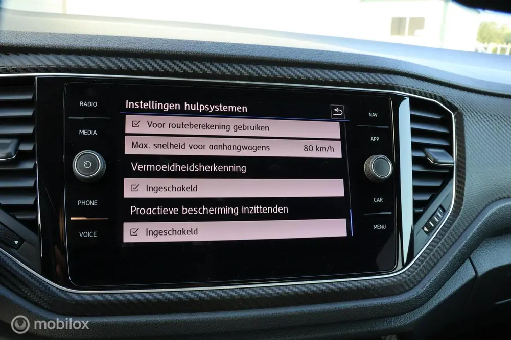 Volkswagen T-Roc 1.5 TSI DSG R-Line I Camera | ACC | LED uit 2019, foto 12
