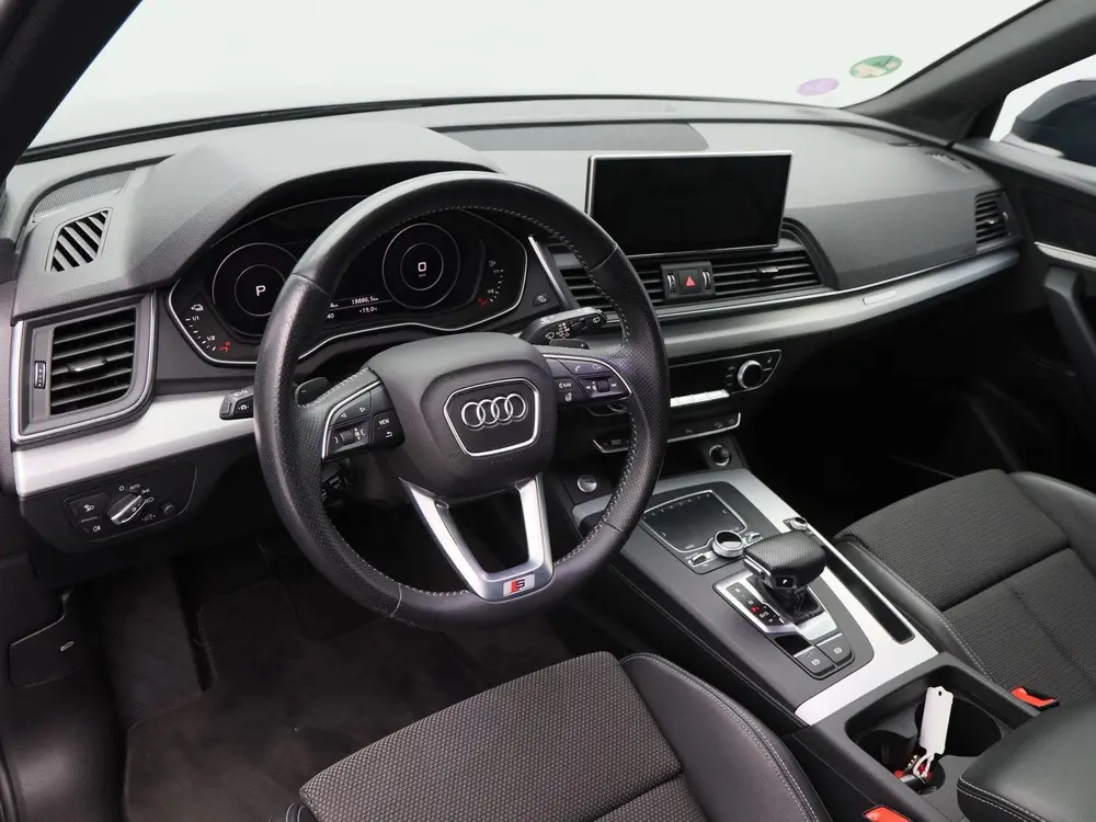 Audi Q5 55 TFSi e 367 Pk S Line Competition uit 2020, foto 4