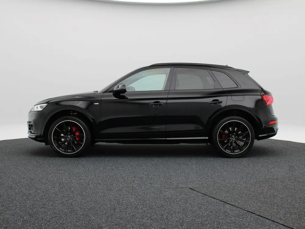 Audi Q5 55 TFSi e 367 Pk S Line Competition uit 2020, foto 9