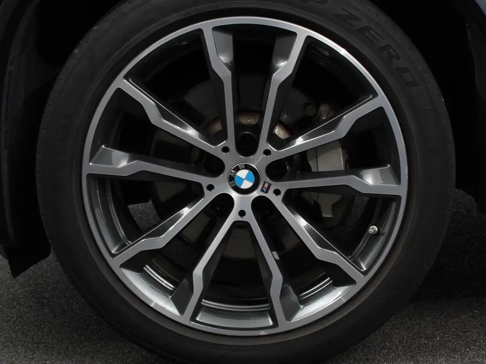 BMW X3 xDrive30e 292pk M-Sport Executive PHEV DEM uit 2022, foto 2