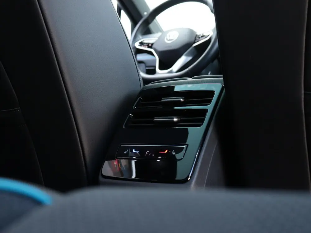 Volkswagen ID.7 Pro Business 77 kWh SOH 96% | HUD | DCC | St uit 2023, foto 17