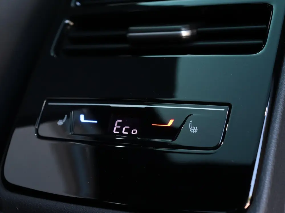 Volkswagen ID.7 Pro Business 77 kWh SOH 96% | HUD | DCC | St uit 2023, foto 18