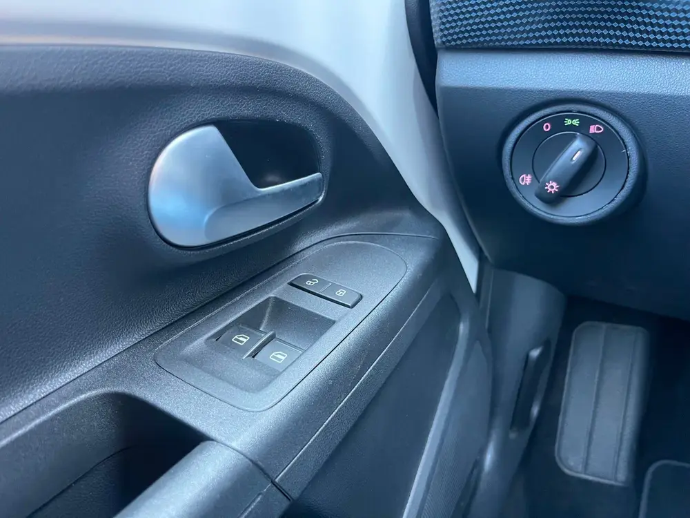 Volkswagen Up! 1.0 NLAuto/Airco/Elc.Pakket/Cruise-Control/5D uit 2023, foto 13