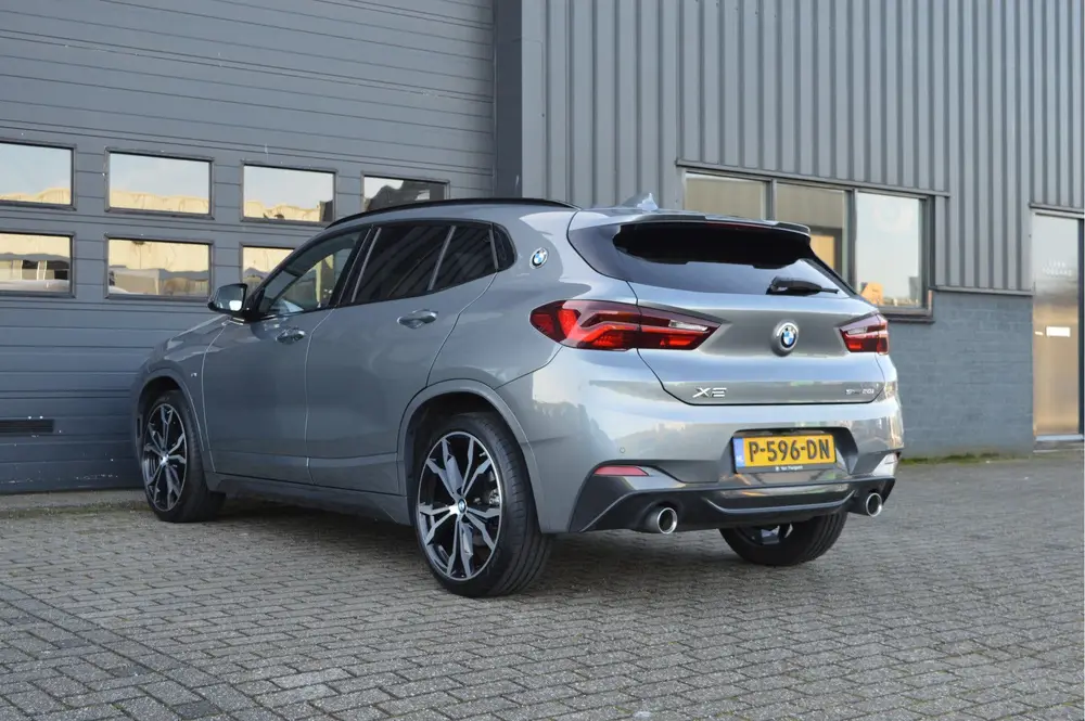 BMW X2 sDrive20i Executive Edition uit 2022, foto 4