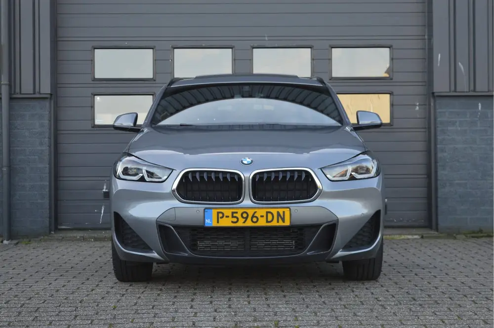 BMW X2 sDrive20i Executive Edition uit 2022, foto 5