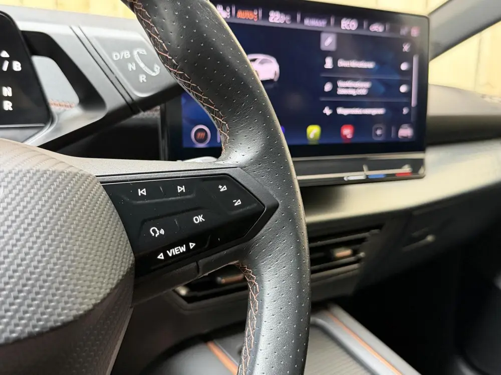 Cupra Born Adrenaline One 62 kWh Stuur en- stoelverwa uit 2022, foto 8