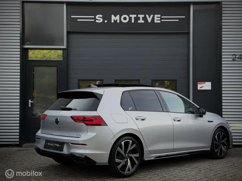 Volkswagen Golf 1.5 eTSI R-Line H&K, Pano, Hub, IQ, Sfeer, C uit 2023, foto 10