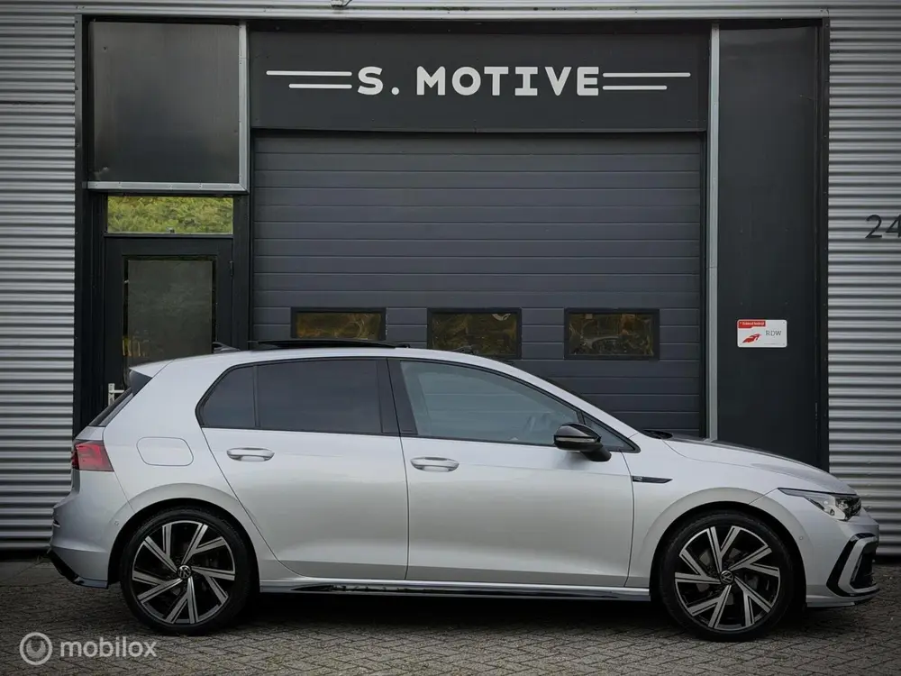 Volkswagen Golf 1.5 eTSI R-Line H&K, Pano, Hub, IQ, Sfeer, C uit 2023, foto 11