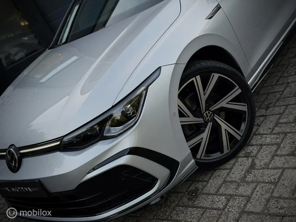 Volkswagen Golf 1.5 eTSI R-Line H&K, Pano, Hub, IQ, Sfeer, C uit 2023, foto 13