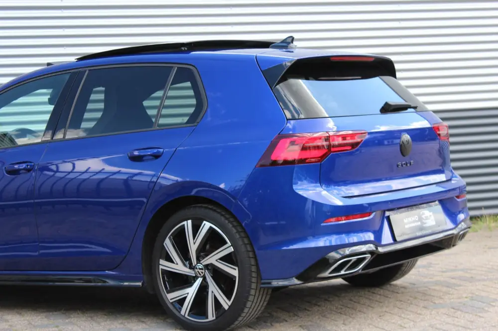 Volkswagen Golf 1.5 eTSI 3x R-Line | Panoramadak | Camera | uit 2021, foto 19