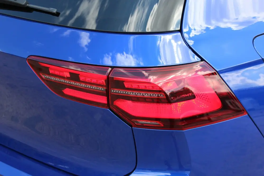 Volkswagen Golf 1.5 eTSI 3x R-Line | Panoramadak | Camera | uit 2021, foto 20
