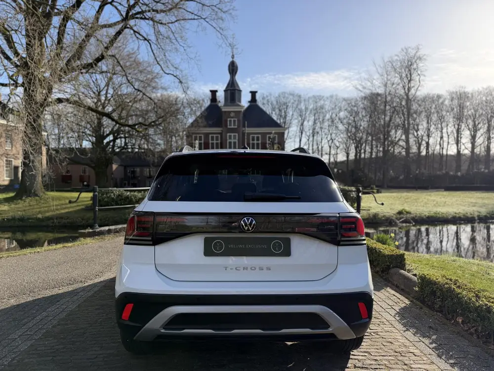 Volkswagen T-Cross 1.0 TSI Life Edition | Clima | Adaptive C uit 2024, foto 20