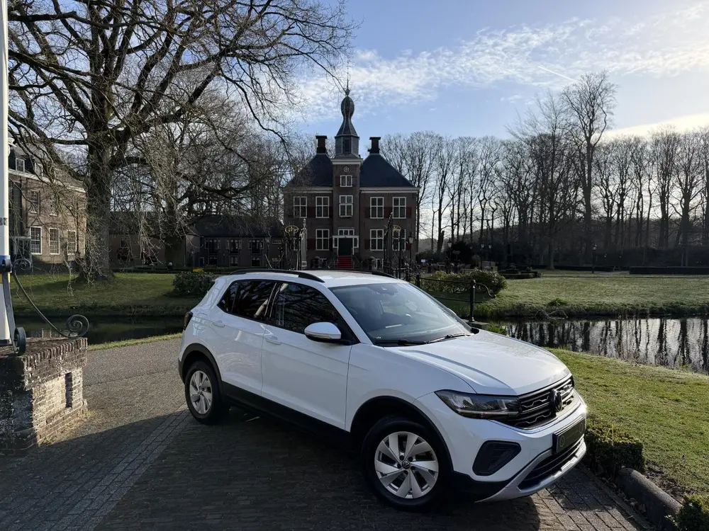 Volkswagen T-Cross 1.0 TSI Life Edition | Clima | Adaptive C uit 2024, foto 3