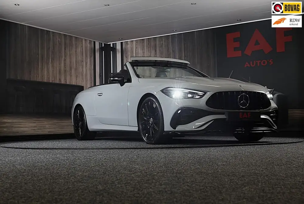 Mercedes-Benz CLE Cabrio let 300 4MATIC AMG Line / Massage / uit 2024
