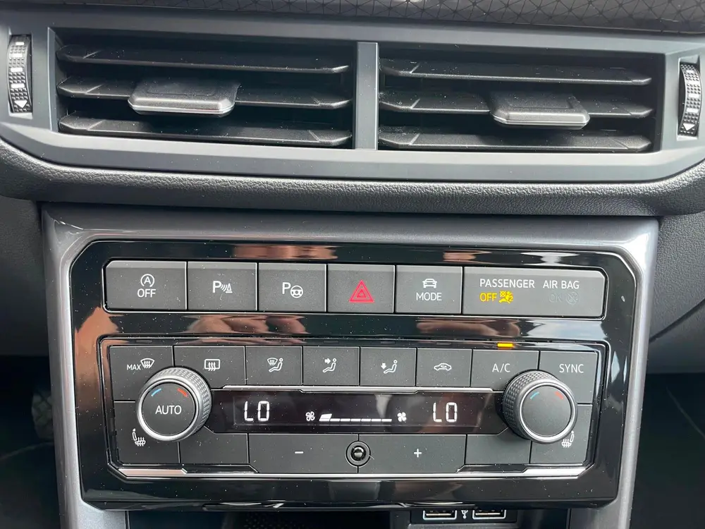 Volkswagen T-CROSS 1.0 TSI Style|AUTOMAAT|ACC|APK06-2028|DAB uit 2019, foto 14