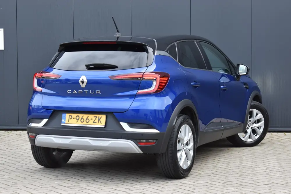 Renault Captur TCe 90 Intens uit 2022, foto 2
