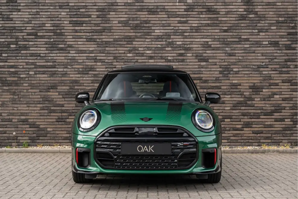Mini John Cooper Works 2.0 JCW John Cooper Works XL uit 2025, foto 3